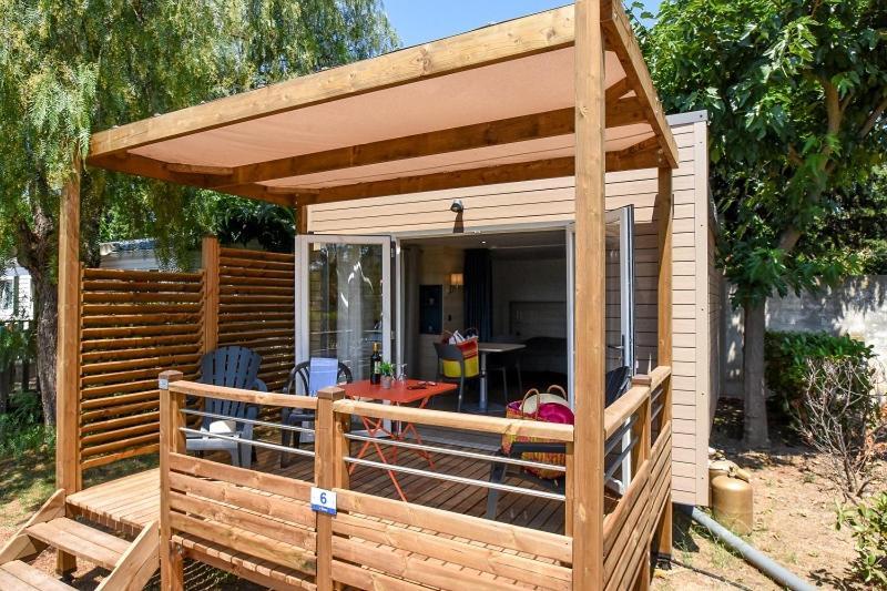 Camping Les Hautes Prairies Lourmarin Dış mekan fotoğraf